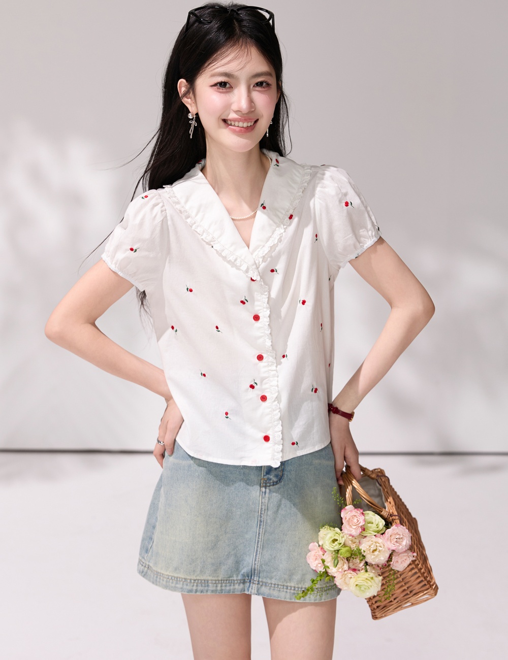 Summer white commuting tender doll collar puff sleeve shirt