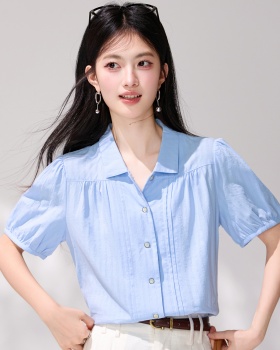 Small fellow puff sleeve tender shirt for women
