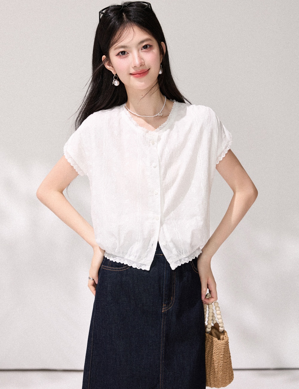 Short lace shirt refreshing tops for women