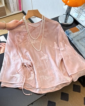 Slim summer light shirt embroidered retro tops for women