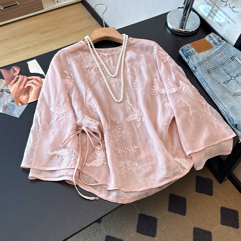 Slim summer light shirt embroidered retro tops for women