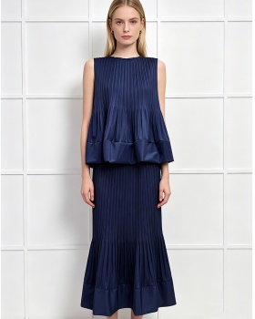 Crimp commuting tops fashion pinched waist skirt a set