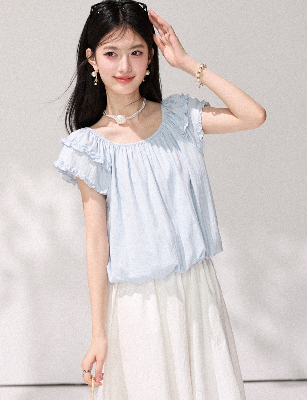 Light-blue tops slim small shirt for women