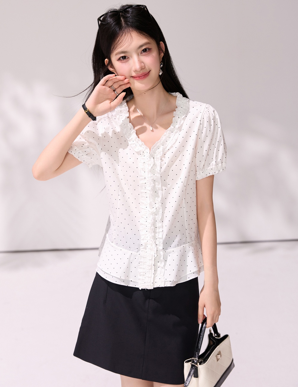 Unique Korean style V-neck shirt summer sweet tops
