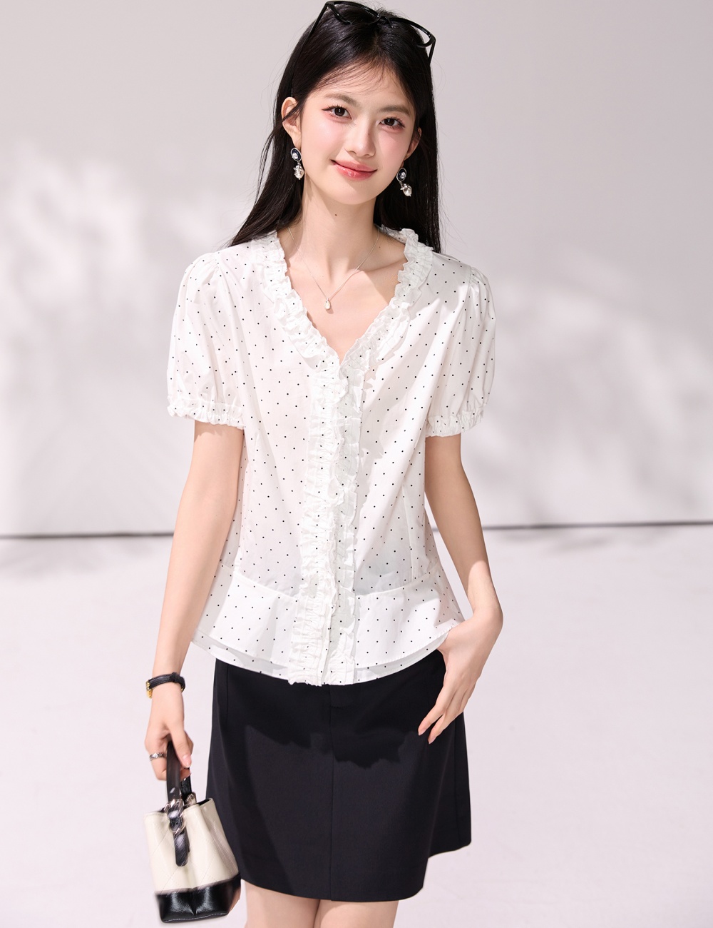 Unique Korean style V-neck shirt summer sweet tops