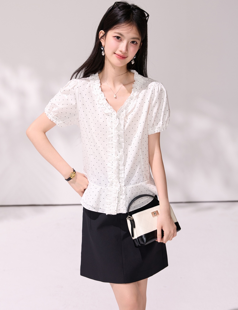 Unique Korean style V-neck shirt summer sweet tops
