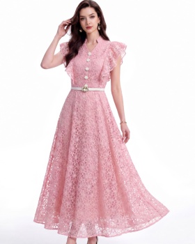 Embroidery single-breasted pinched waist dress