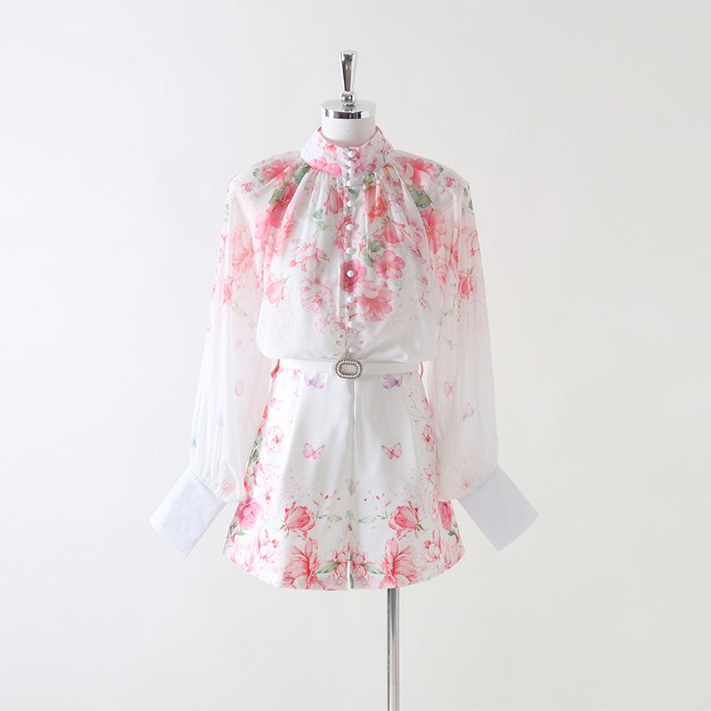 Fashion shorts lantern sleeve tops a set