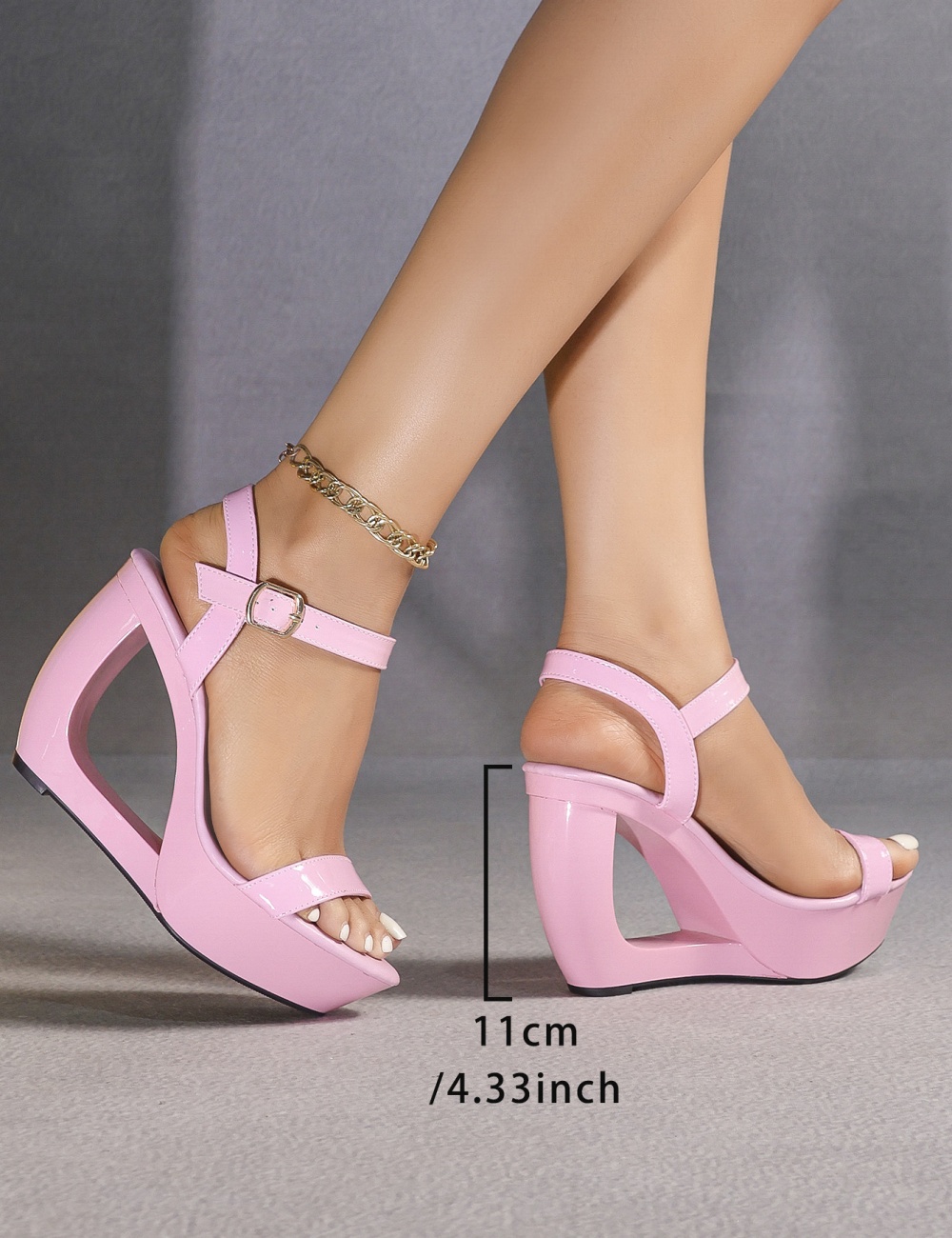 Thick crust large yard sandals square head high-heeled shoes