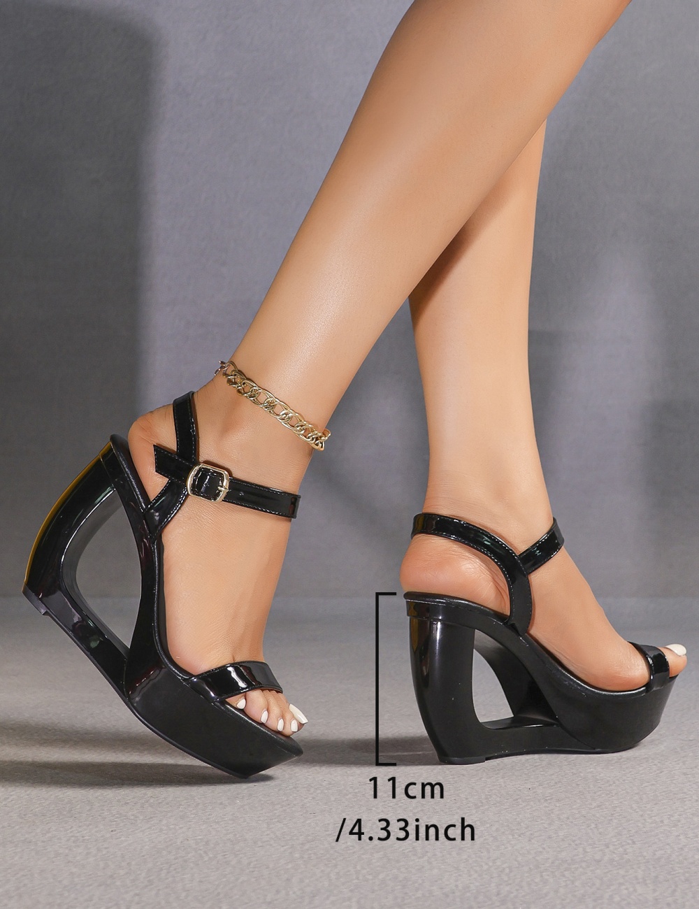 Thick crust large yard sandals square head high-heeled shoes