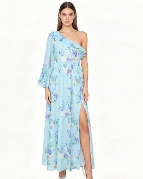 Vacation spring and summer sloping shoulder chiffon dress