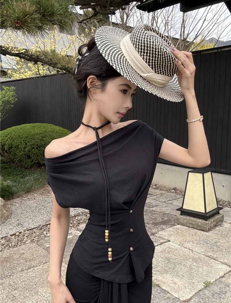 Flat shoulder tops pinched waist skirt for women