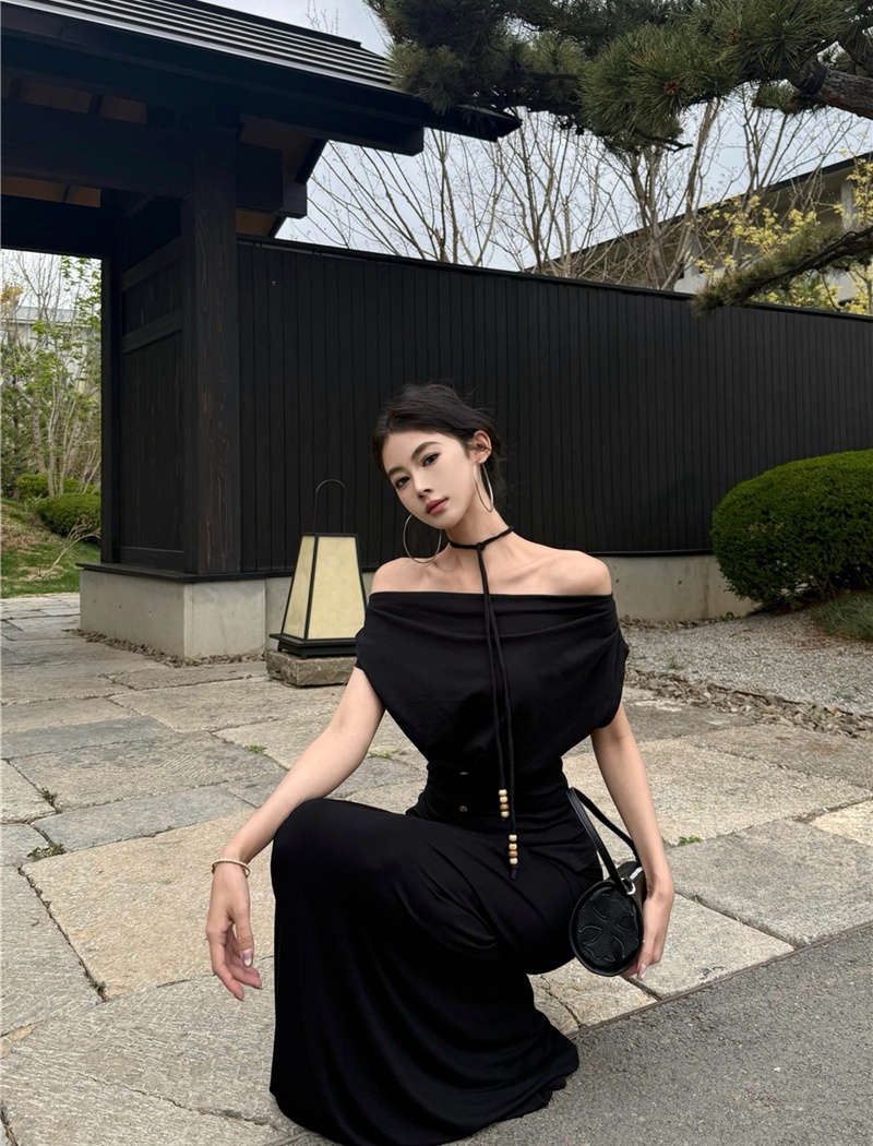 Flat shoulder tops pinched waist skirt for women