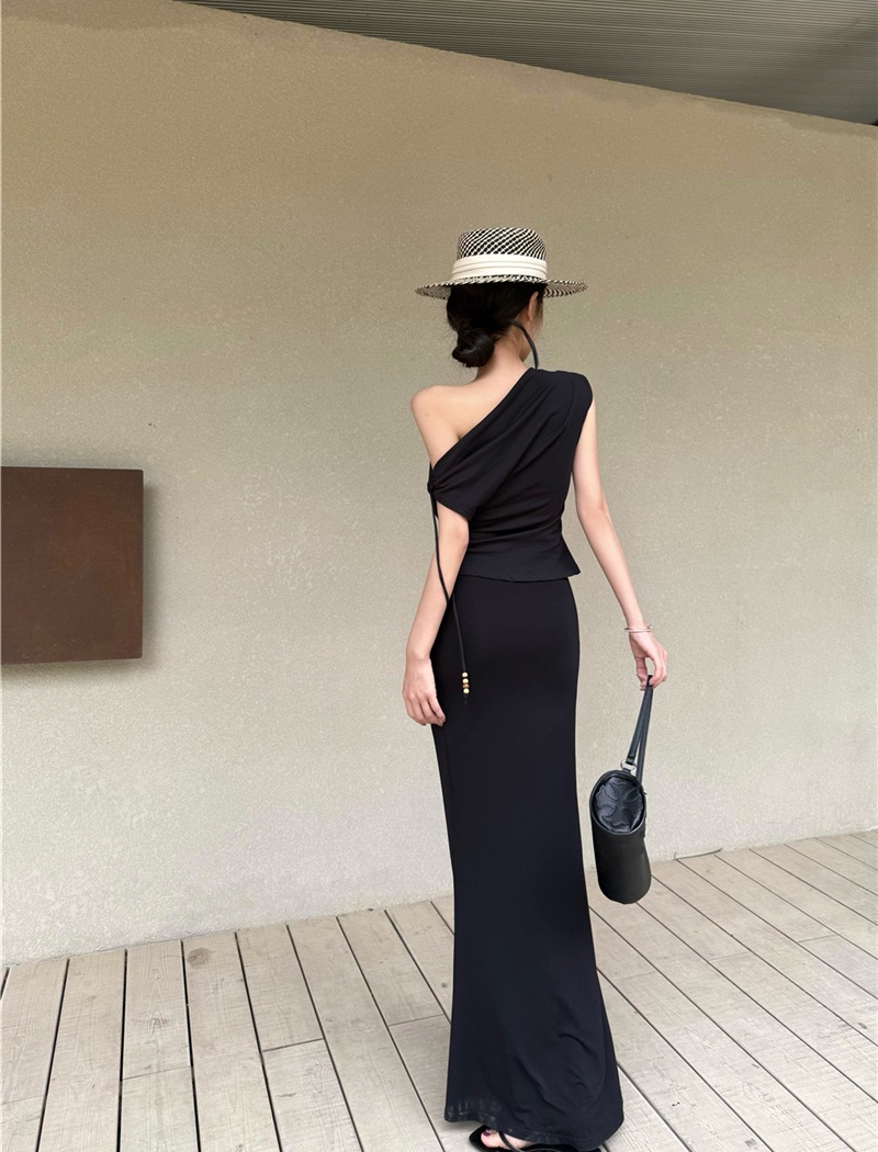 Flat shoulder tops pinched waist skirt for women