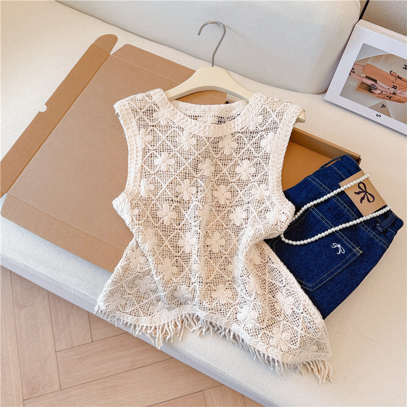 Crochet fat hollow tassels large yard vest for women