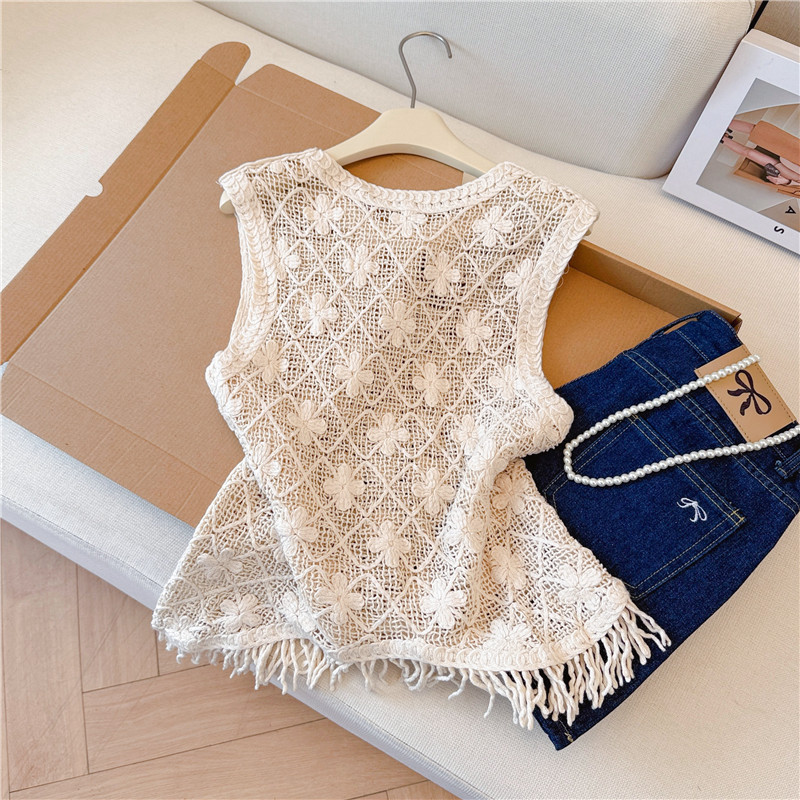 Crochet fat hollow tassels large yard vest for women