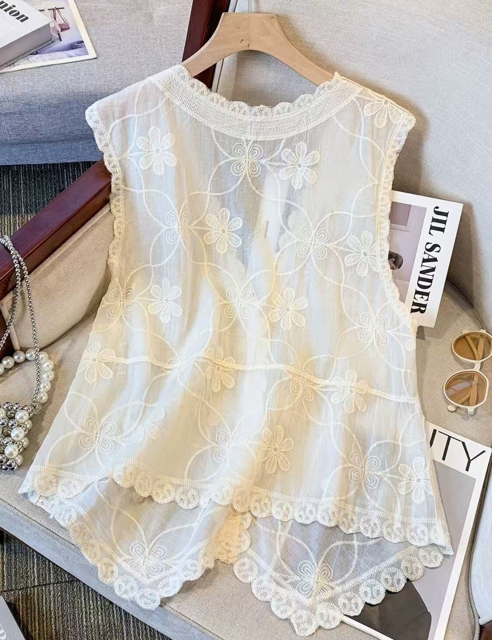 Summer sleeveless cardigan embroidery waistcoat