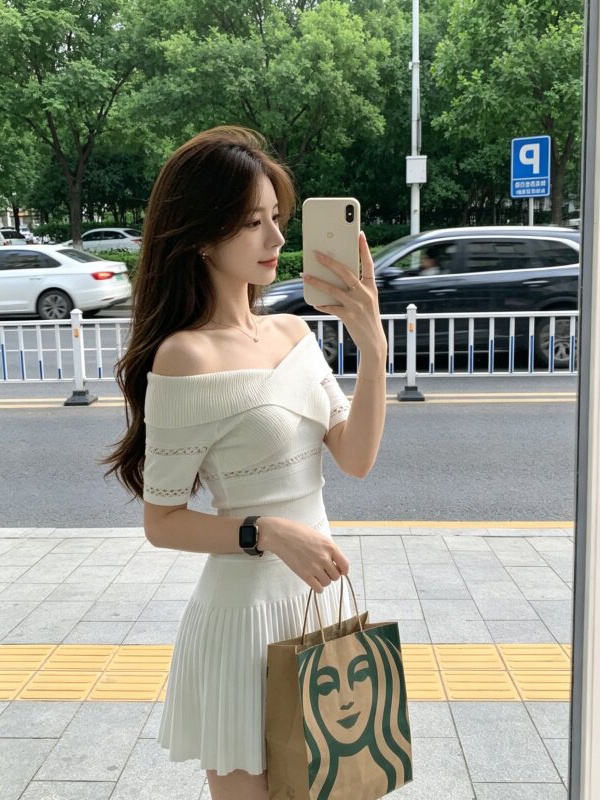 Flat shoulder tops skirt 2pcs set for women