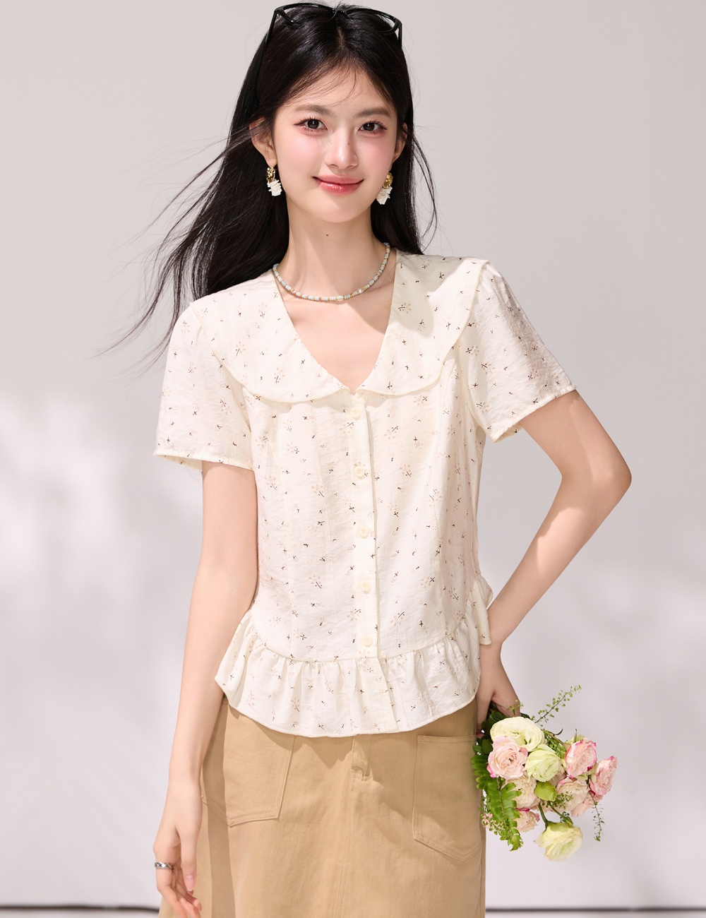 Summer pinched waist shirt V-neck romantic tops