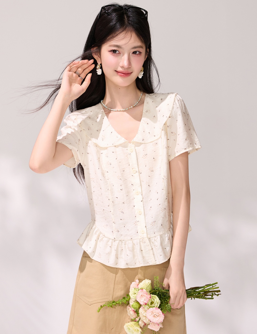 Summer pinched waist shirt V-neck romantic tops
