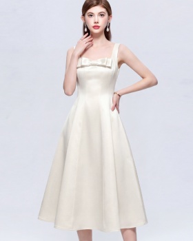 Sleeveless bow pinched waist dress lady sling long dress