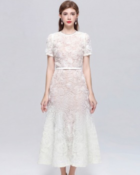 Disk flowers with belt round neck stereoscopic dress