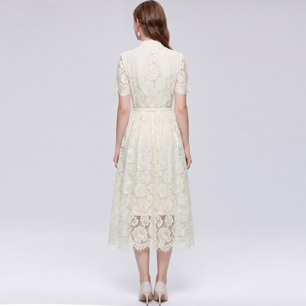 Slim embroidered flowers with belt pinched waist dress