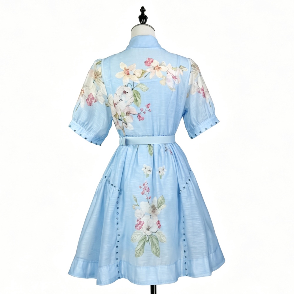Slim pastoral style) T-back short sleeve rhinestone dress
