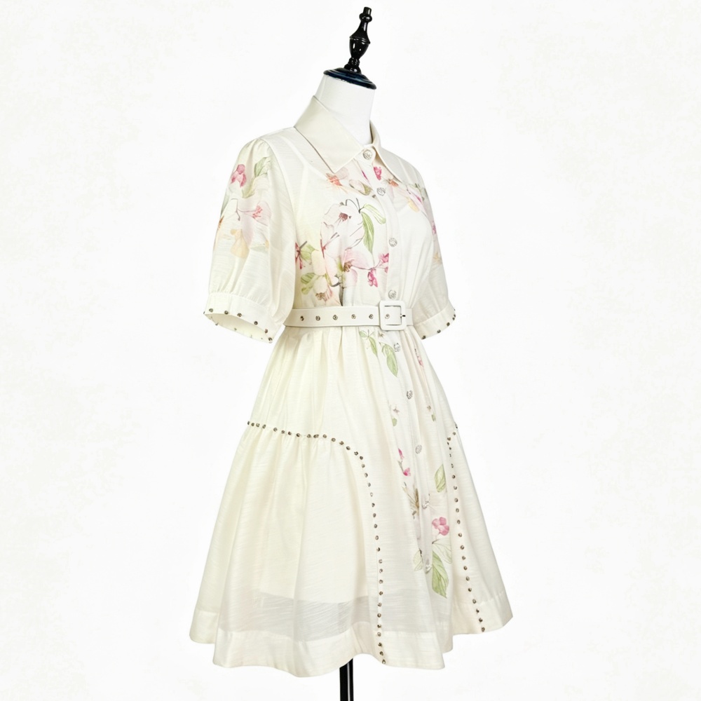 Slim pastoral style) T-back short sleeve rhinestone dress