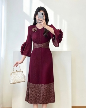 Disk flowers pinched waist dress trumpet sleeves long dress