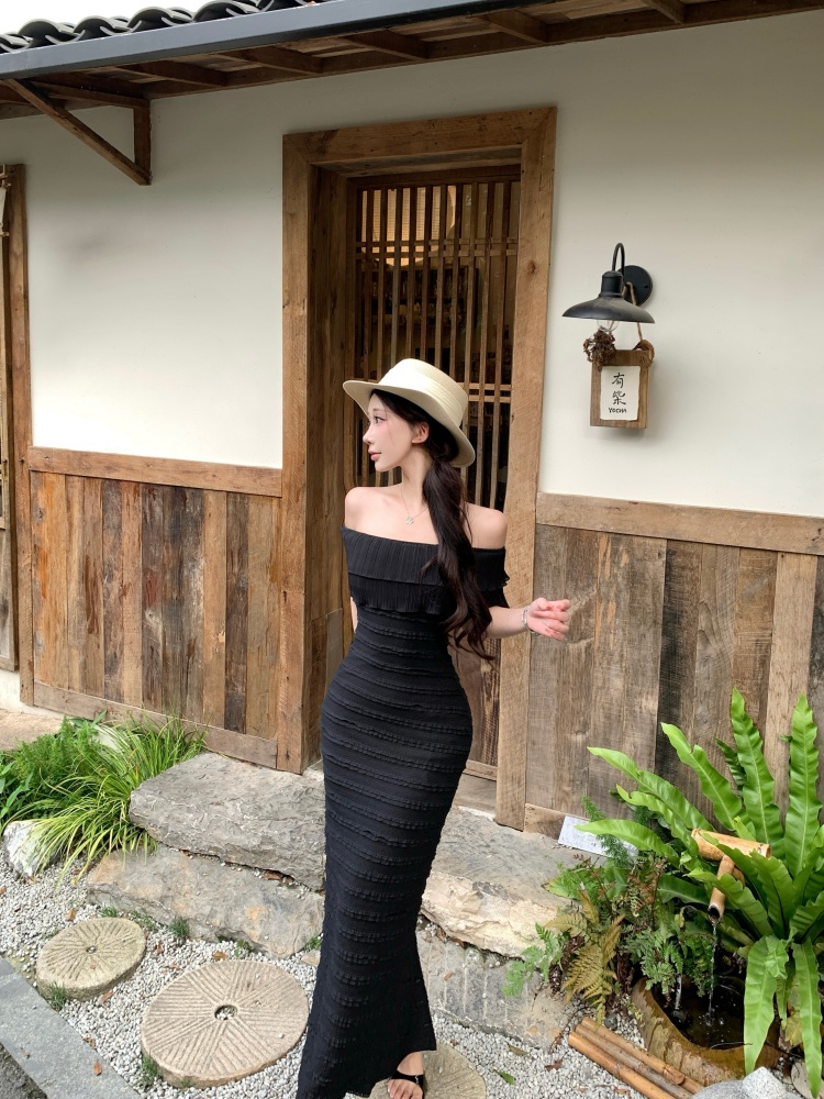 Slim flat shoulder vacation seaside long package hip dress