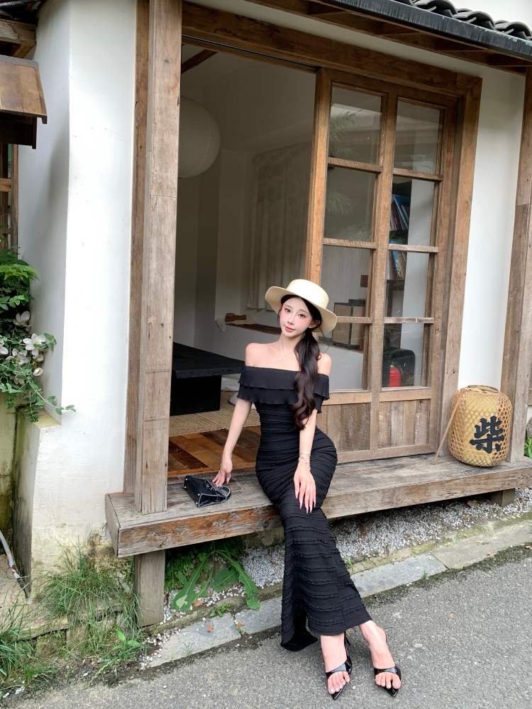 Slim flat shoulder vacation seaside long package hip dress