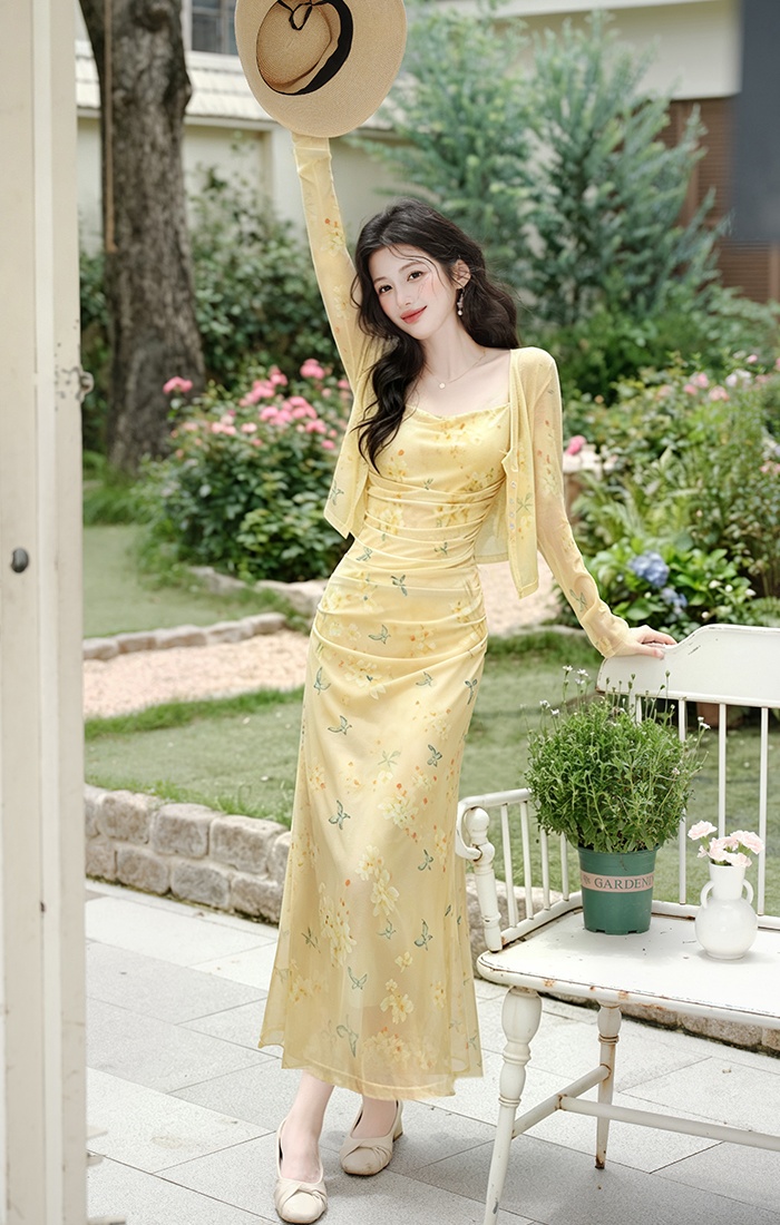 Refreshing strap dress yellow coat 2pcs set