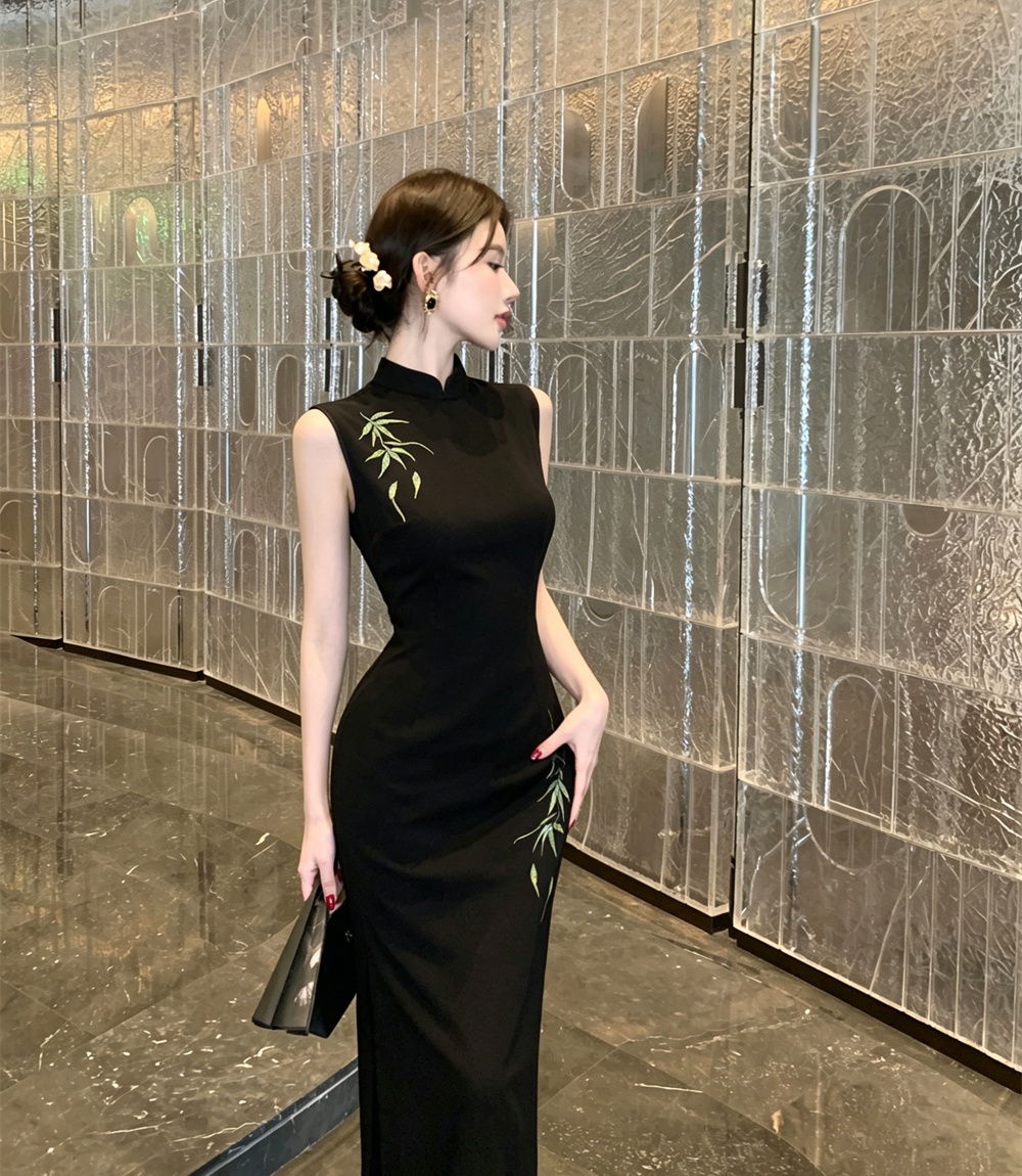 Retro embroidered summer slim dress