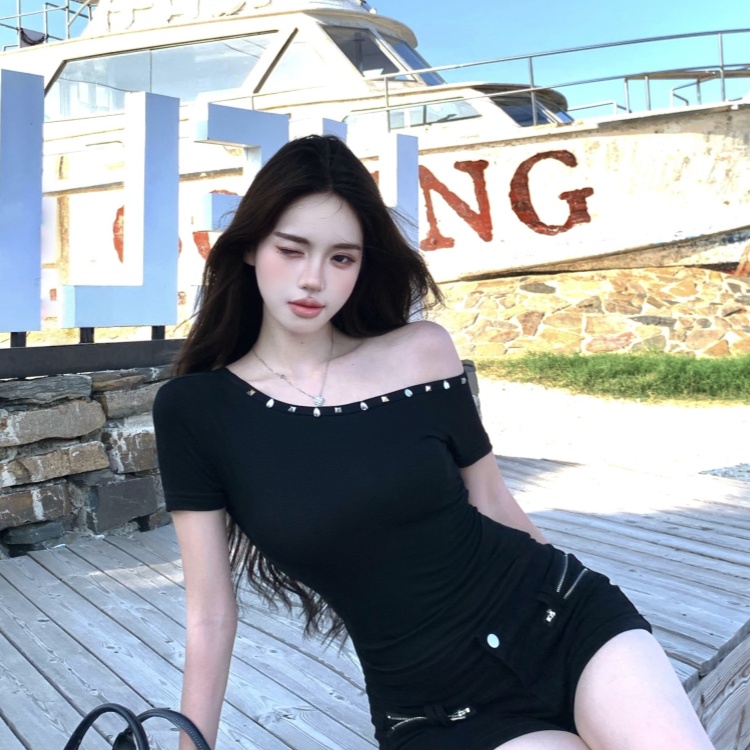 Pinched waist black tops rhinestone T-shirt