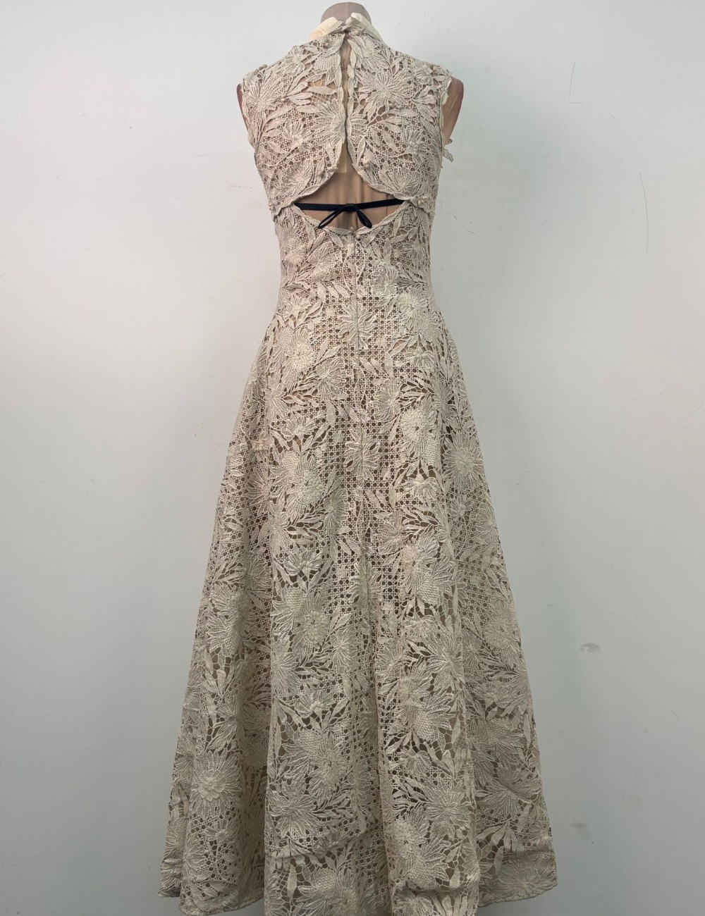 High collar niche long dress embroidery lace dress