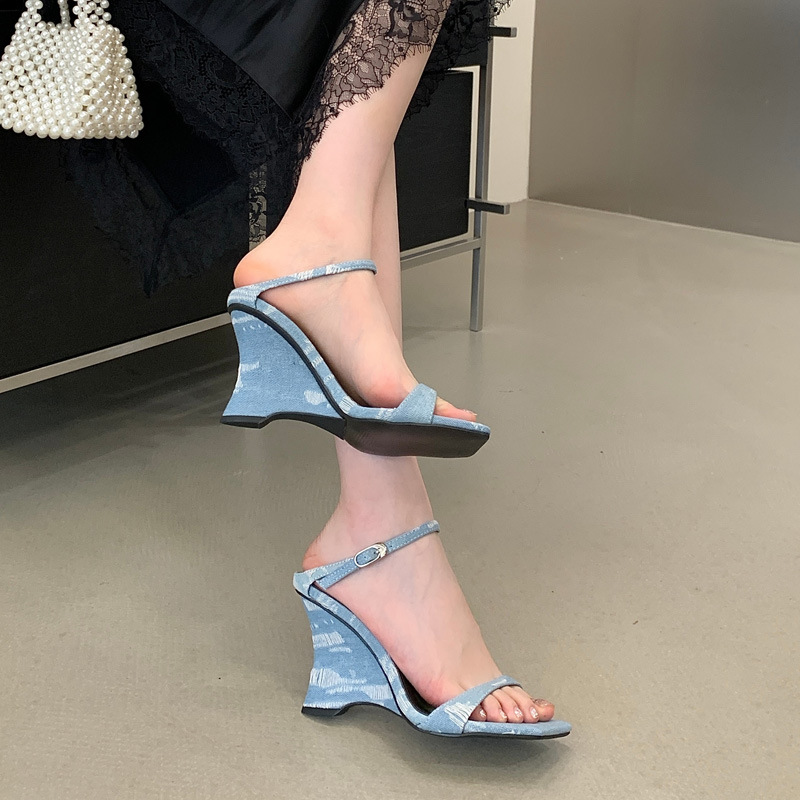 Summer slipsole slippers open toe retro high-heeled shoes