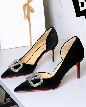 Pointed rhinestone shoes European style lazy shoes