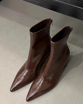 Pointed low cylinder boots after the zipper short boots