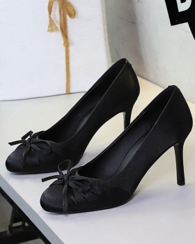Ladies round low lazy shoes satin France style banquet stilettos
