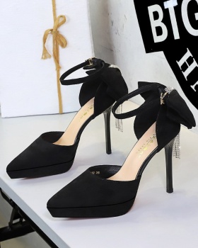 Banquet pointed black sandals rhinestone bow platform