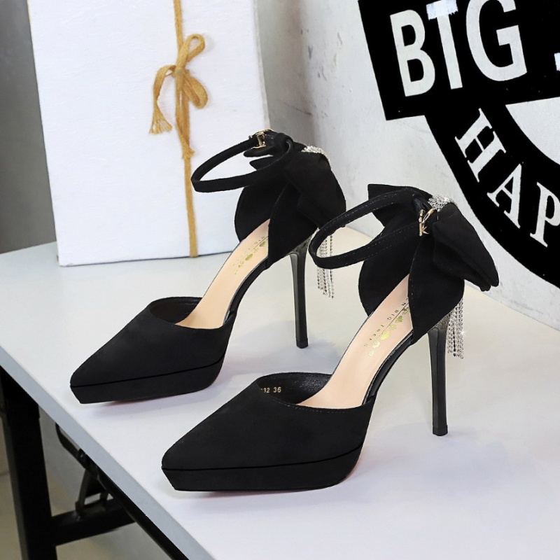Banquet pointed black sandals rhinestone bow platform