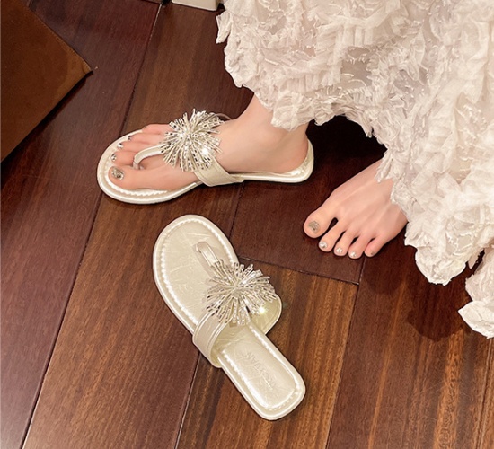 Korean style Casual  wears outside vacation flip-flops