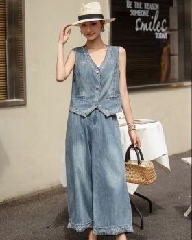 Embroidery wide leg pants waistcoat a set for women