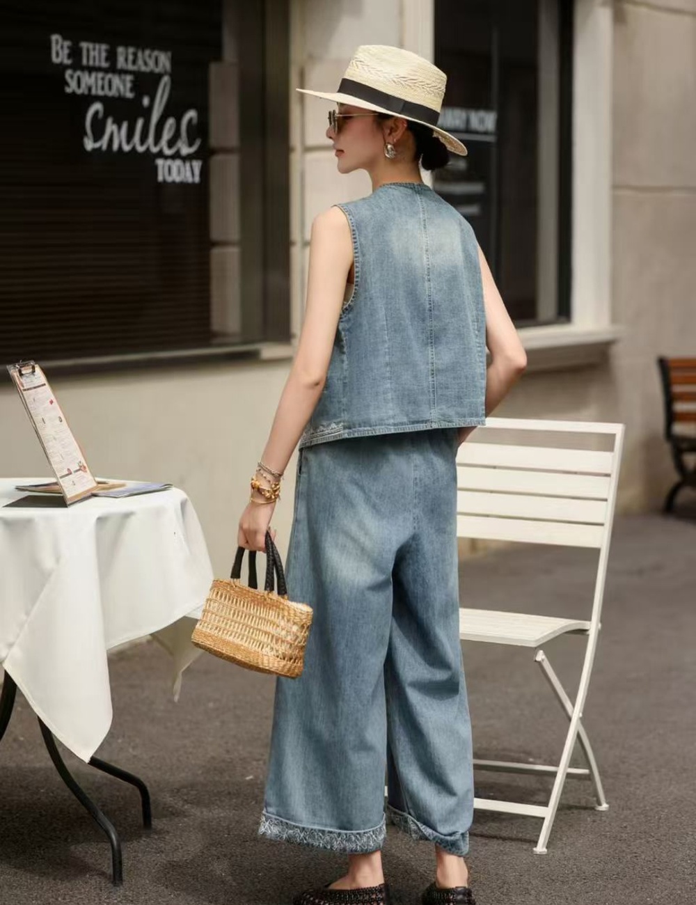 Embroidery wide leg pants waistcoat a set for women