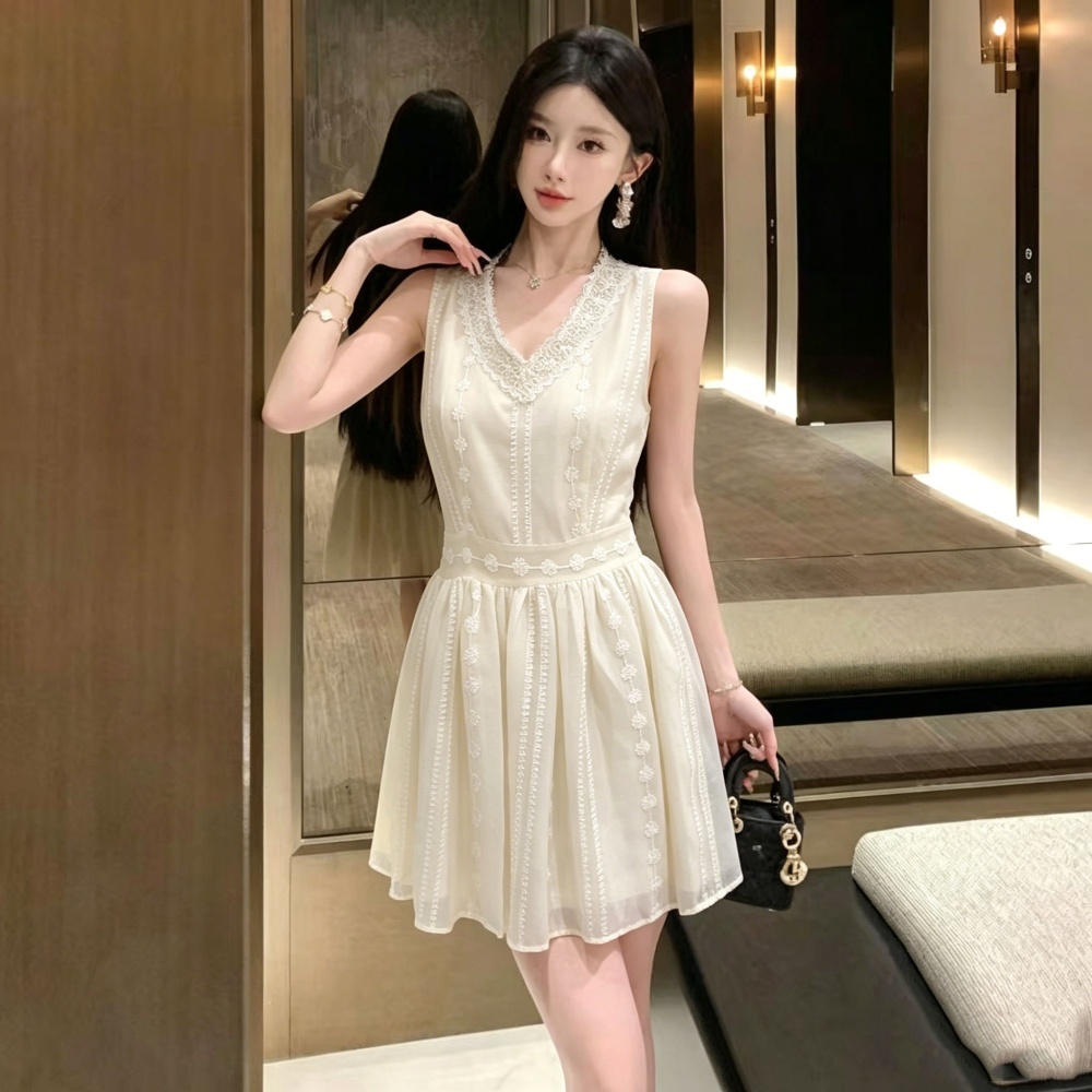 V-neck France style formal dress