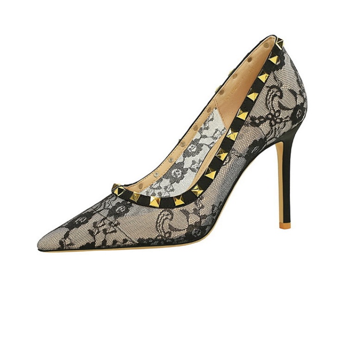 Fine-root rivet decoration European style shoes for women
