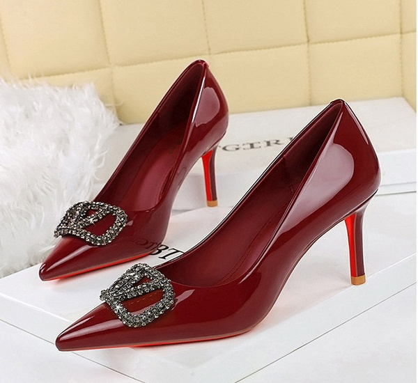 Low bronze patent leather sexy banquet rhinestone shoes