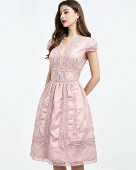 Short sleeve lace V-neck big skirt hollow elegant retro dress