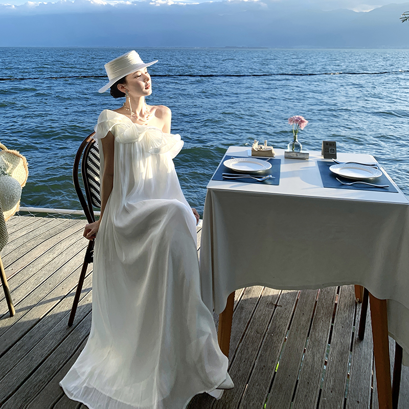 Seaside beautiful dress vacation long dress